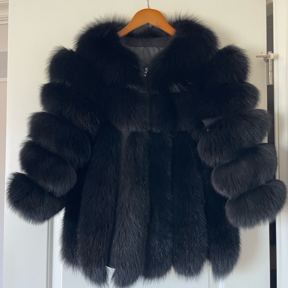 NEW 100% REAL FOX FUR BLACK COLOR JACKET